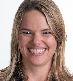 Karin Fischer Karin Fischer
